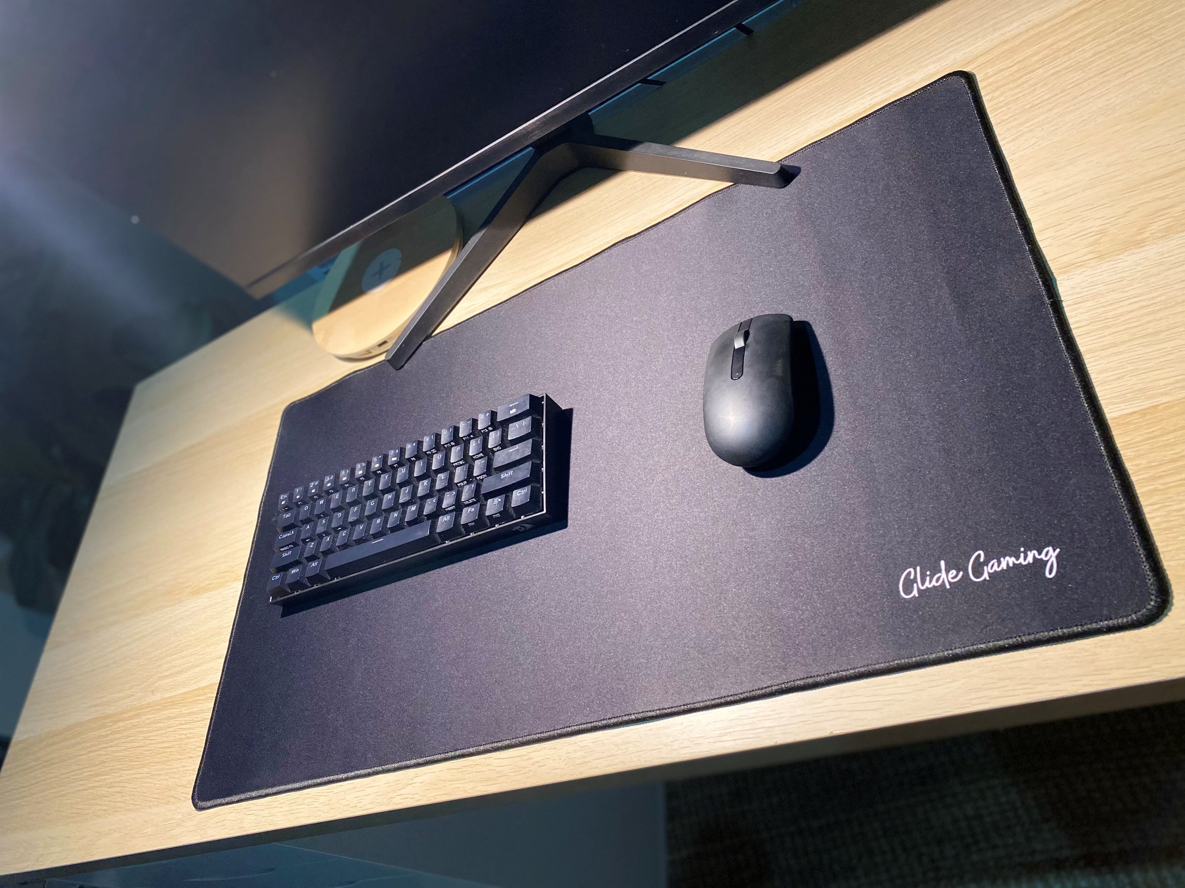 Large black mousepad